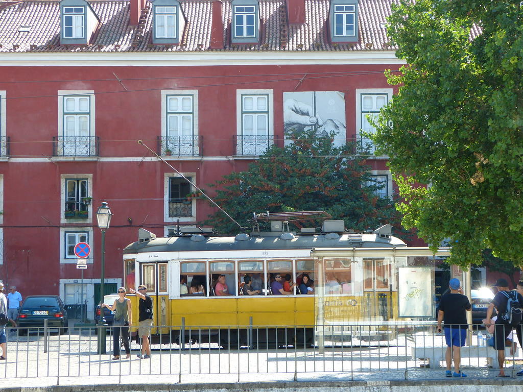 Apartment Bairrus - Alfama Lisbon